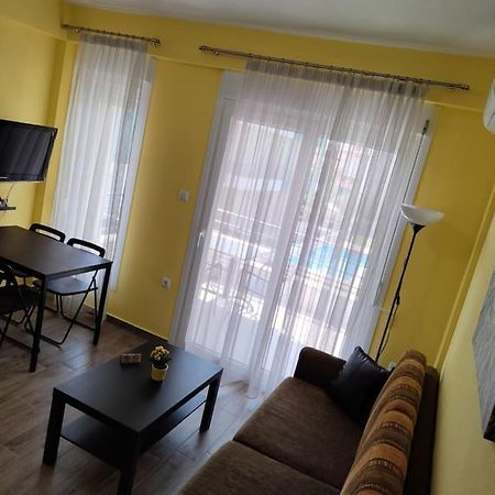 Poolview Apartment Ofrinion Exterior photo